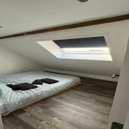 Prime Location! 1br Near * 데한